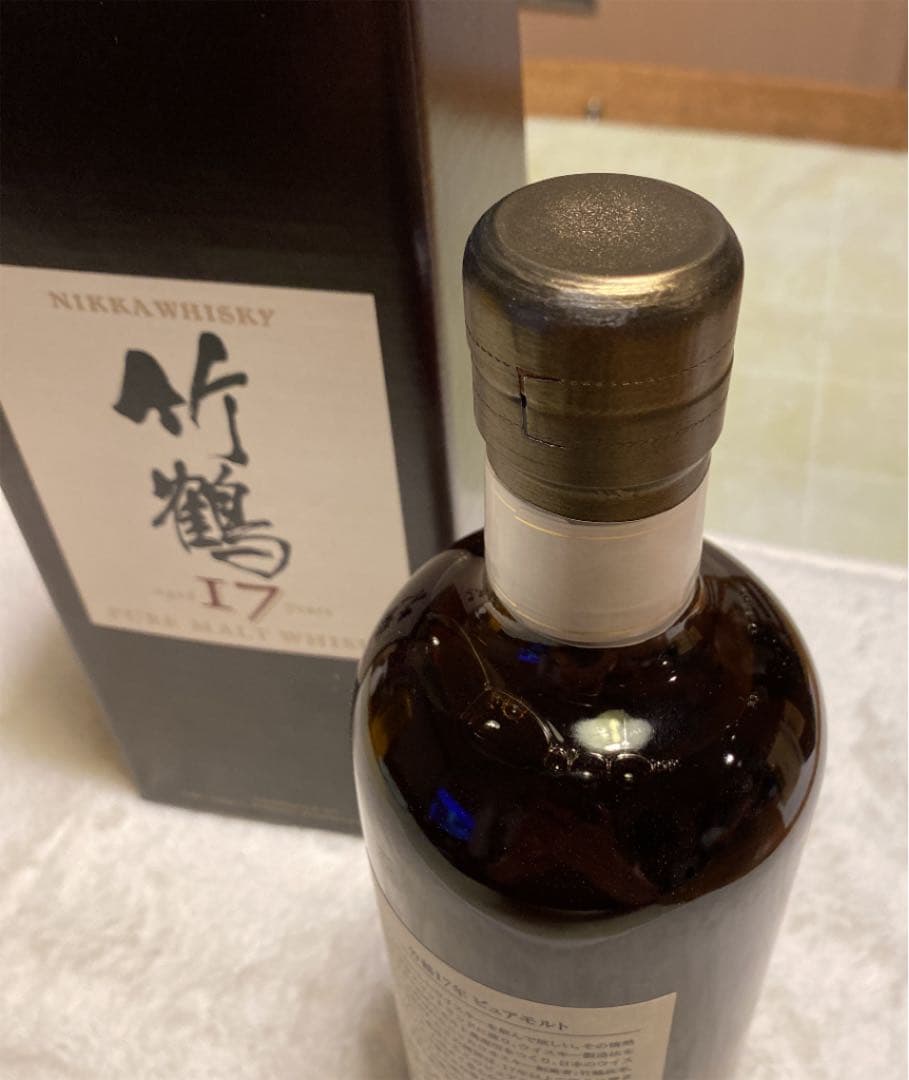 新品！箱付！旧ラベル！　竹鶴17年 700ml