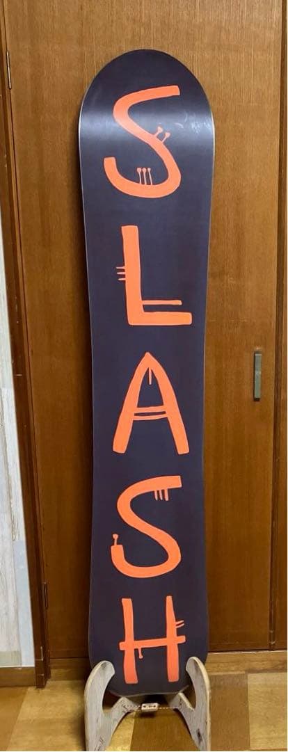 42 SLASH スラッシュ　gigiruf ギギラフ　スノーボード　板　ボード