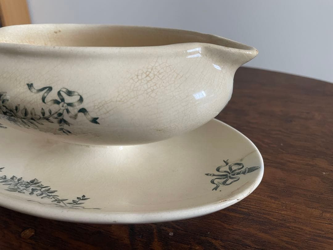 Sarreguemines サルグミンヌ窯 ソースボート　アンティーク　フランス