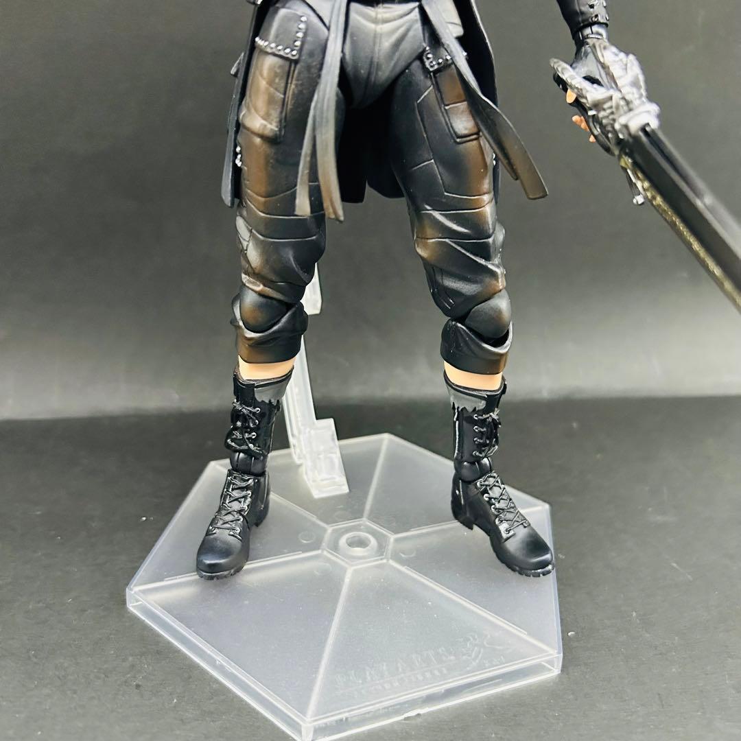 プレイアーツ改 FINAL FANTASY XV ノクティス フィギュア