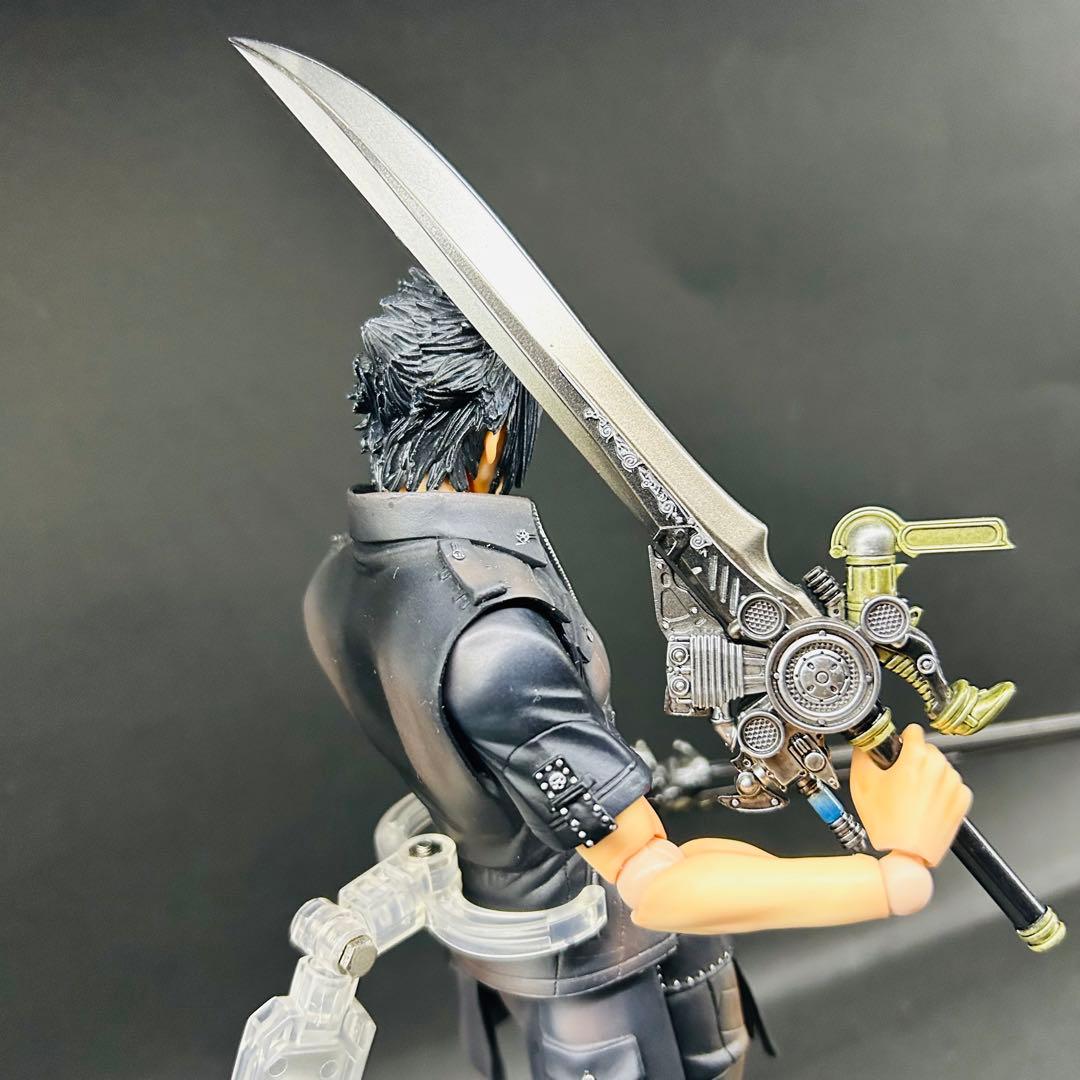 プレイアーツ改 FINAL FANTASY XV ノクティス フィギュア