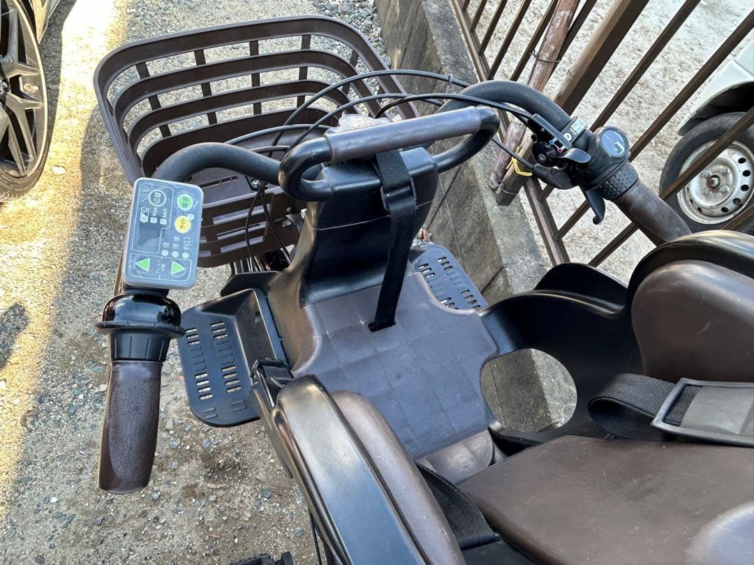 電動自転車前後子乗せ付き