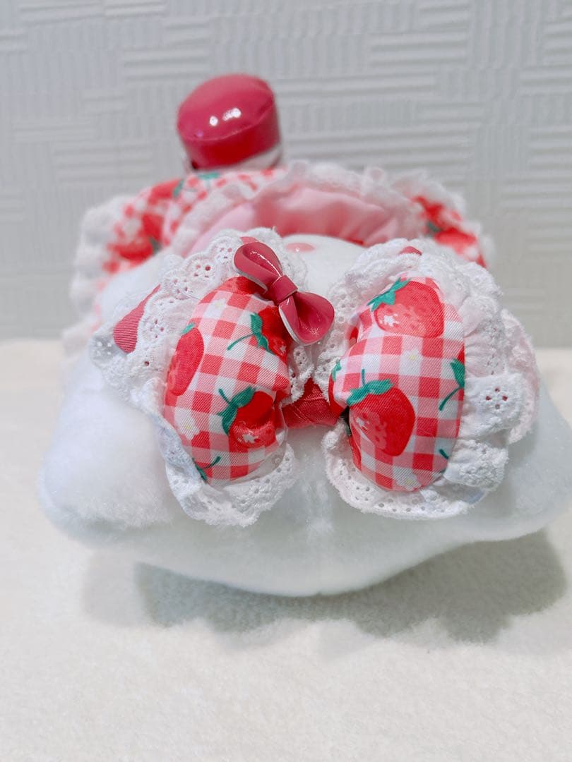 USJ限定 ハローキティ ぬいぐるみ　ストロベリー ドレス　ロリータ　美品