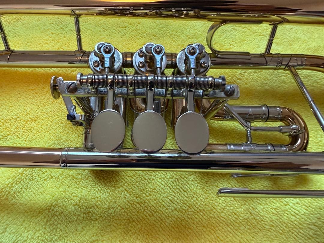 ロータリートランペット(C管、シェルツァー)