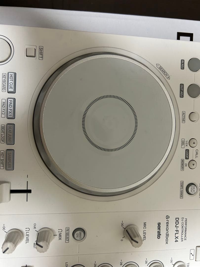 Pioneer DDJ-FLX4-W DJコントローラー　ホワイト