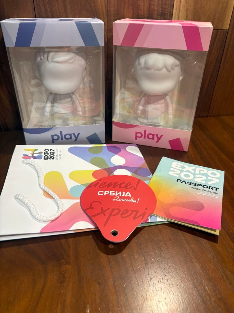 万博　セルビア　DIYマスコット　2体セット