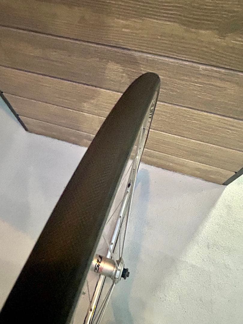 【Mavicマビック】AKSIUM RACE前輪＋日本製タイヤ重量1.14kg