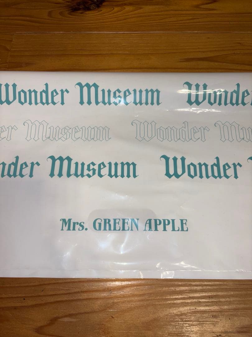 ミセス　ワンダーミュージアム　キーホルダー　ステッカー　ショッパー