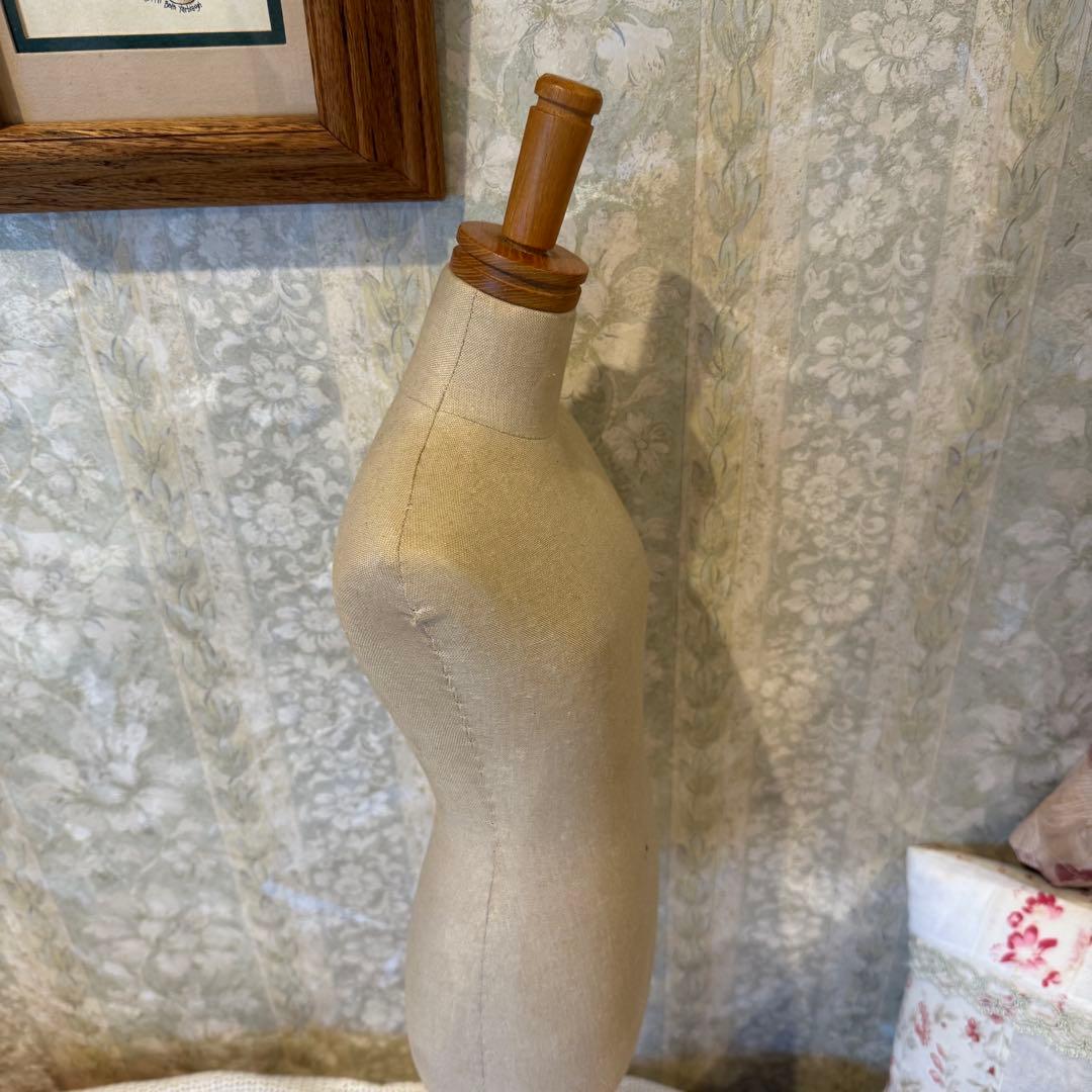 ヴィンテージドールトルソーとアンティークレースドールドレスのセット