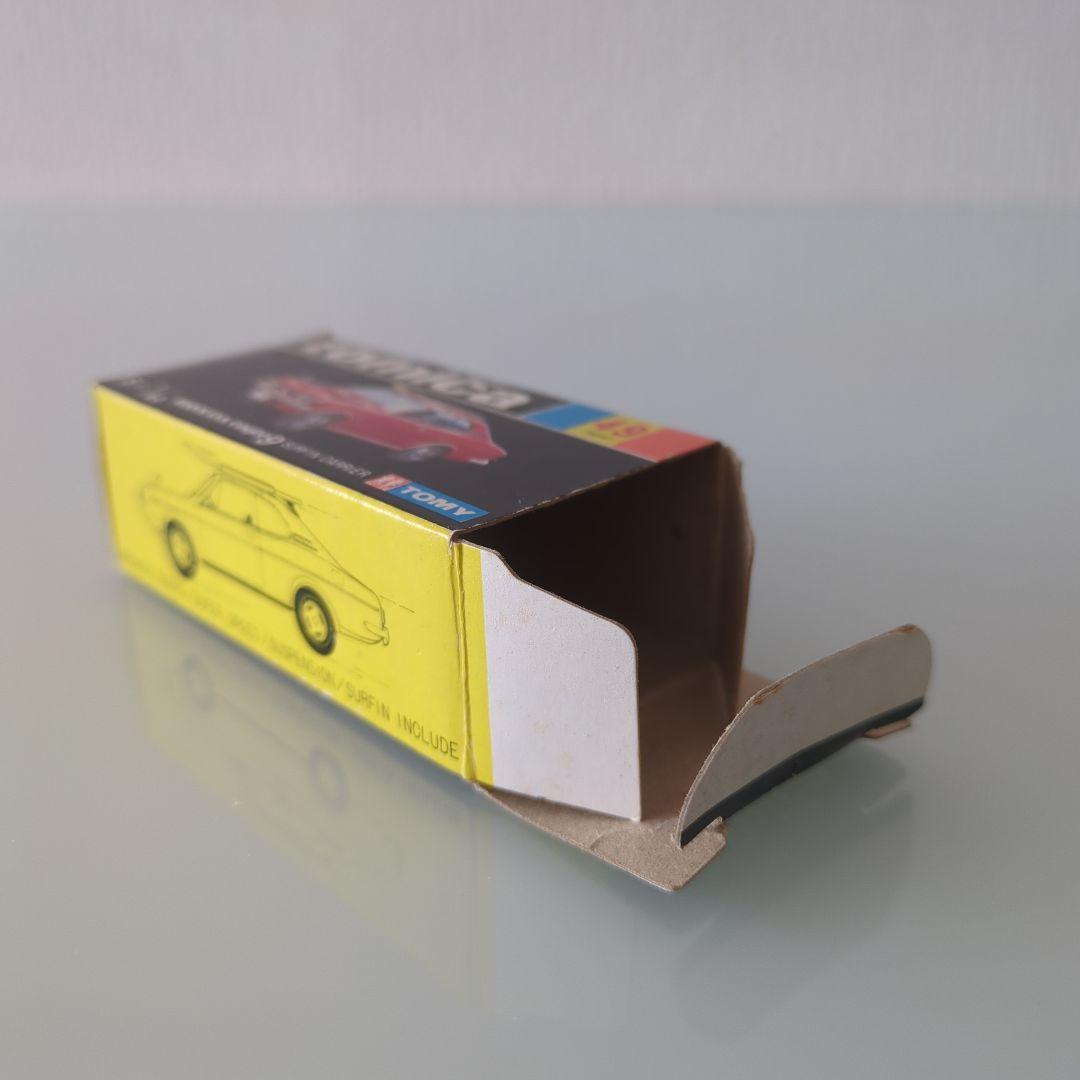 黒箱 トミカ ホンダクーペ9 サーフィンキャリア 色指定箱
