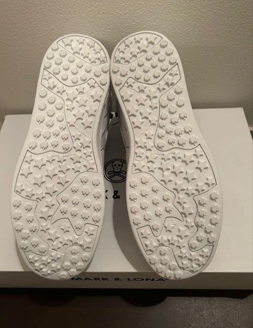 5.9万MARK&LONAハイカットスパイクレス　25.0cm ホワイト
