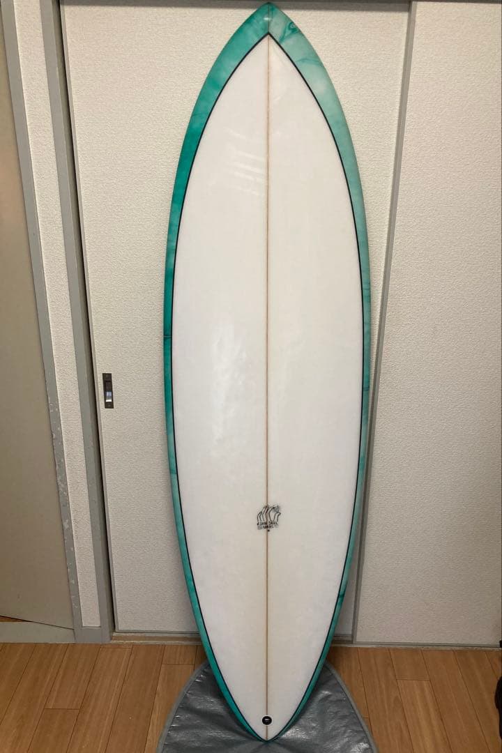 フィン付き、Deadkooks デッドクークスhallcatヘルキャット