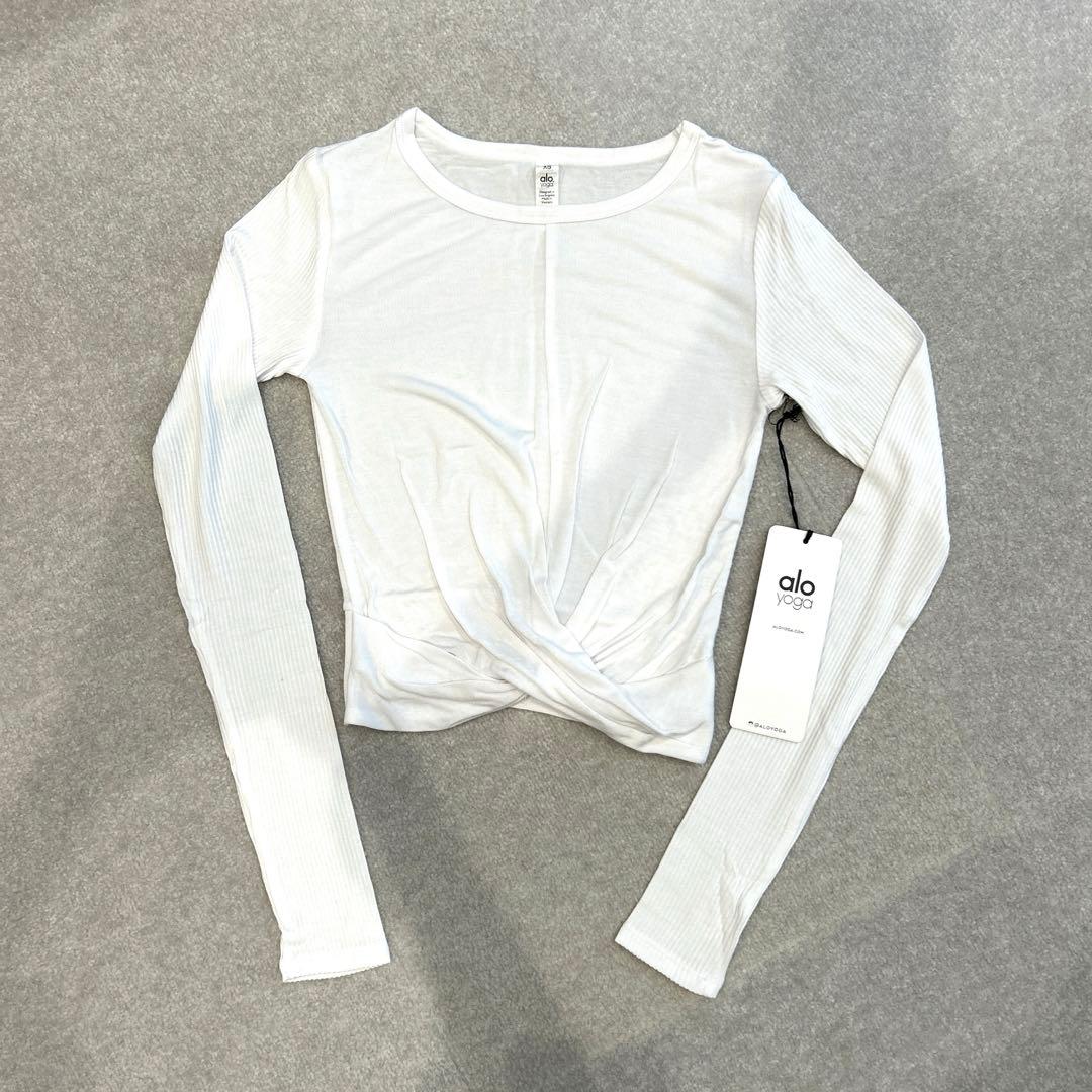 Alo COVER LONG SLEEVE TOP カバーロングスリーブトップ