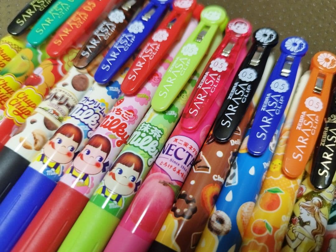 SARASA サラサクリップ 全て新品14本　ペコちゃん・チュッパチャップス他