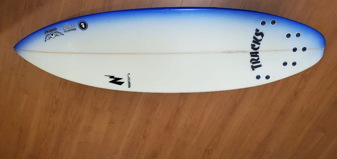 TRACKS サーフボード　180×48×6.2
