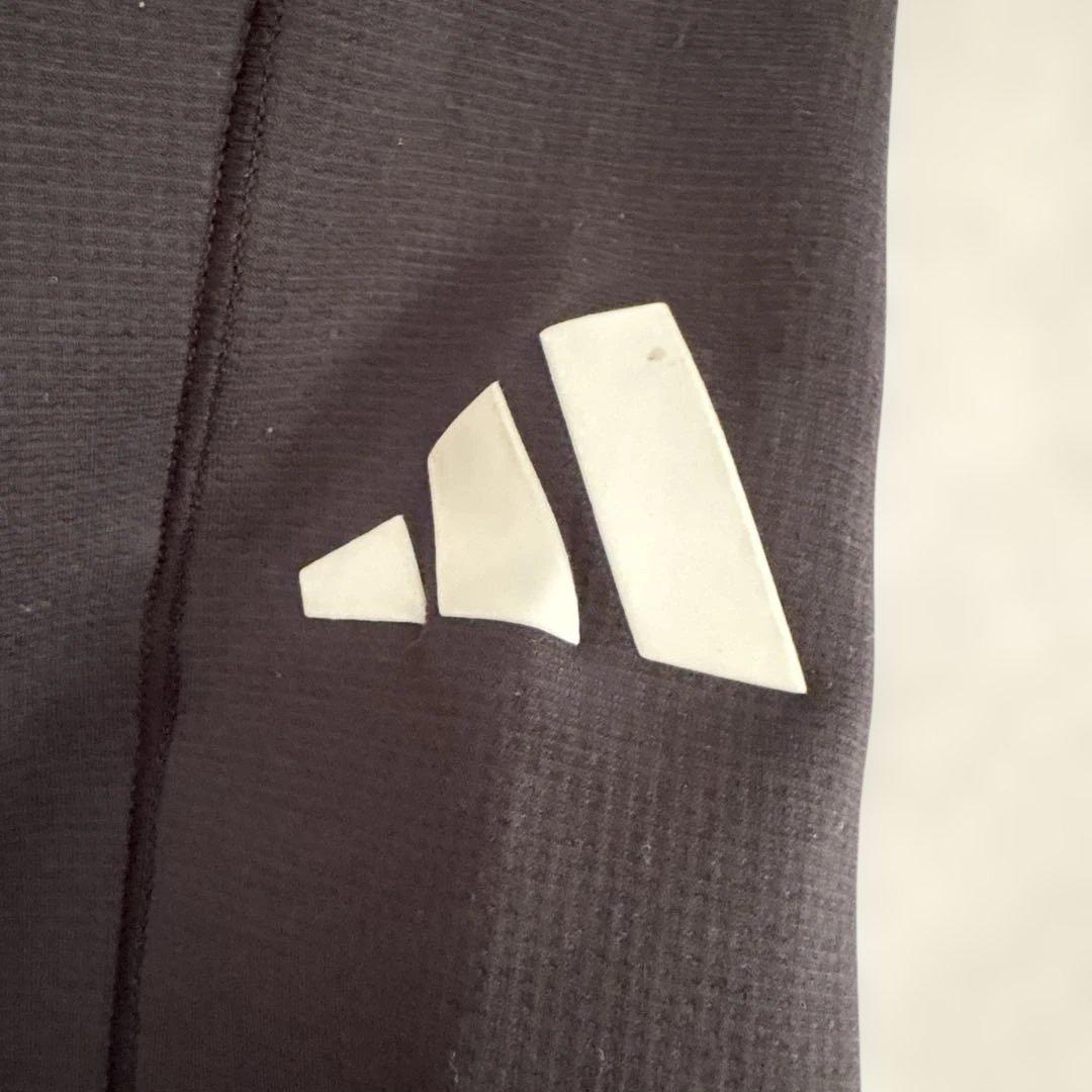 アディダス　Z.N.E. 上下　セットアップ　完売品　訳あり　最近のモデル