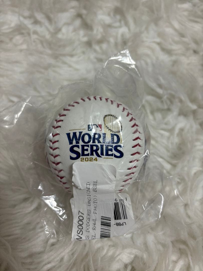 日本未発売！ワールドシリーズ2024大谷翔平/ジャジ F記念ボール限定品
