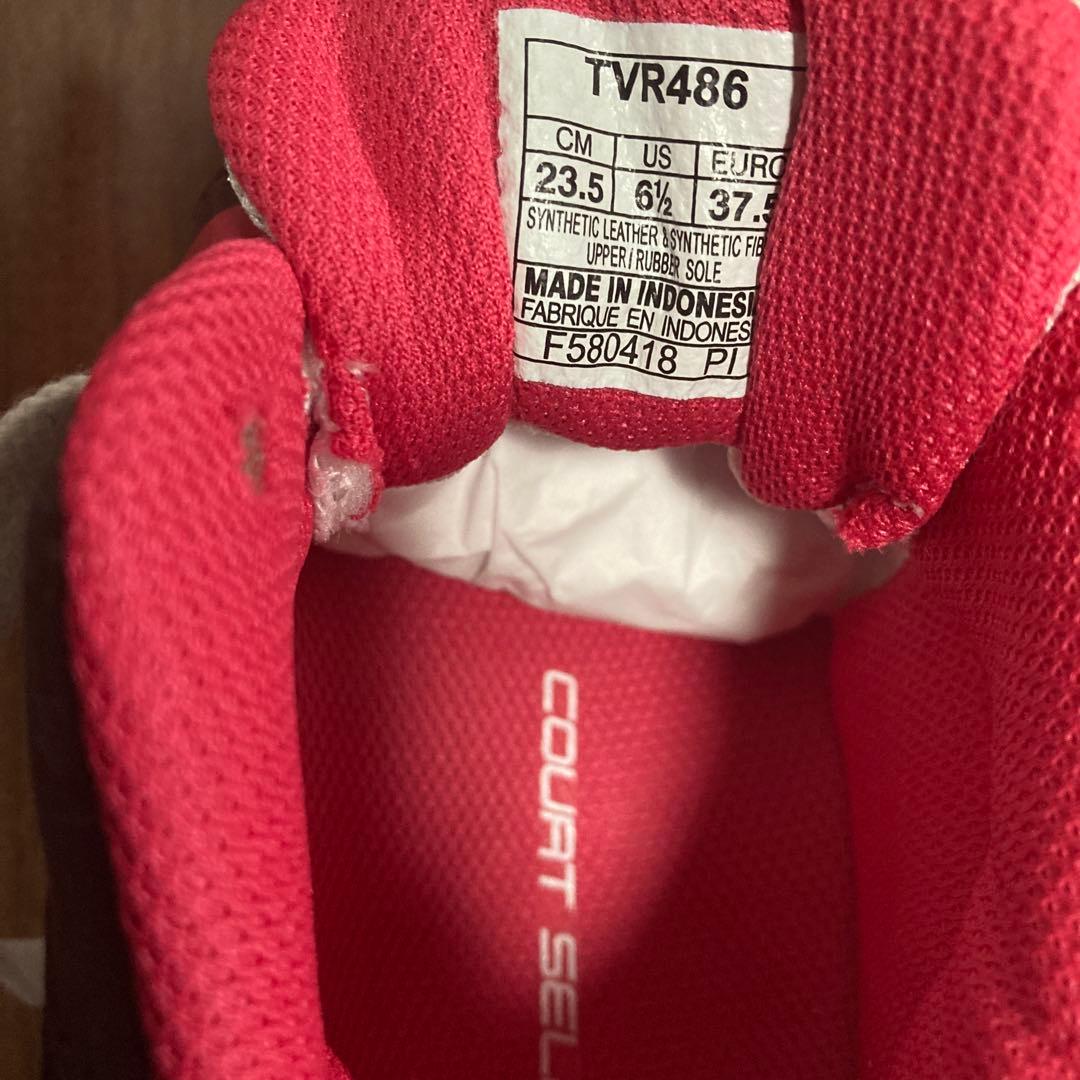 asics コートセルフィット　23.5cm