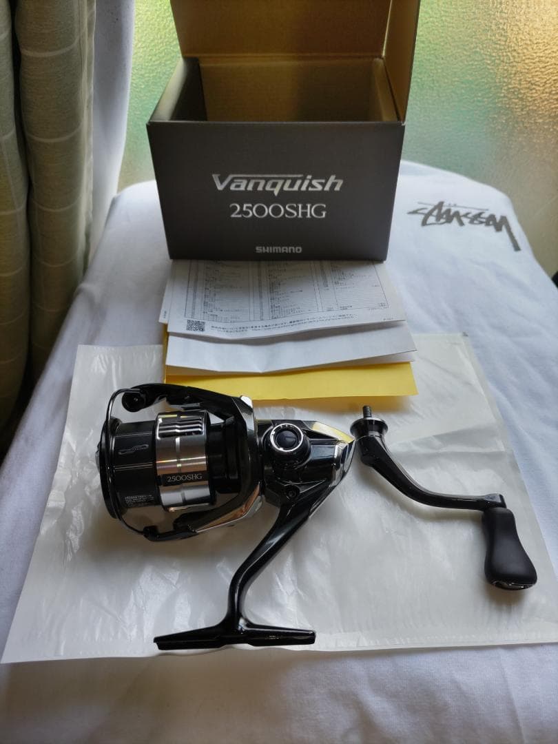 く*ん様 SHIMANO Vanquish 2500SHG リール