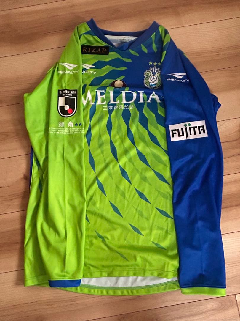 湘南ベルマーレ　長袖サッカーユニフォーム XOサイズ 新品・未着用