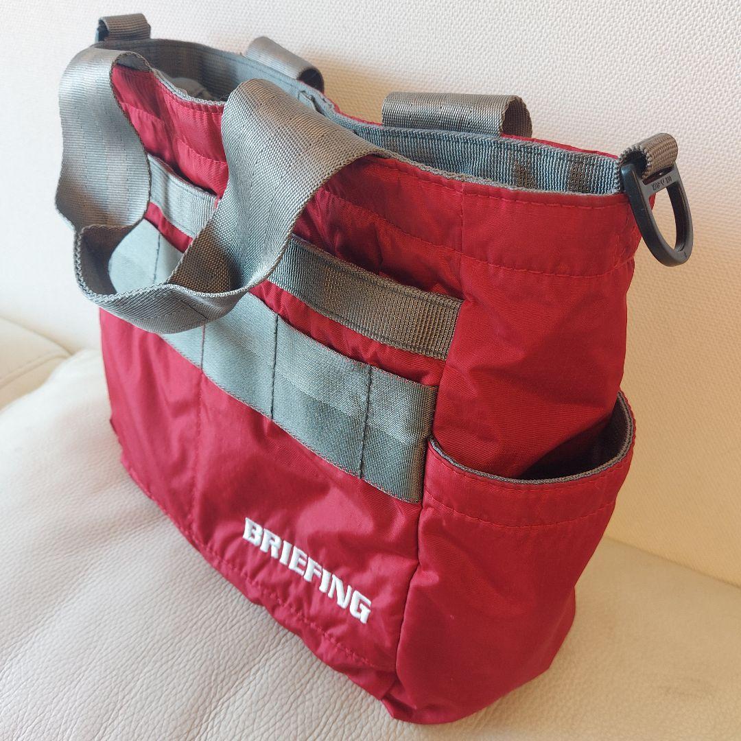極美品〈BRIEFING〉カートバッグ ブリーフィング ラウンドバッグ 人気色赤