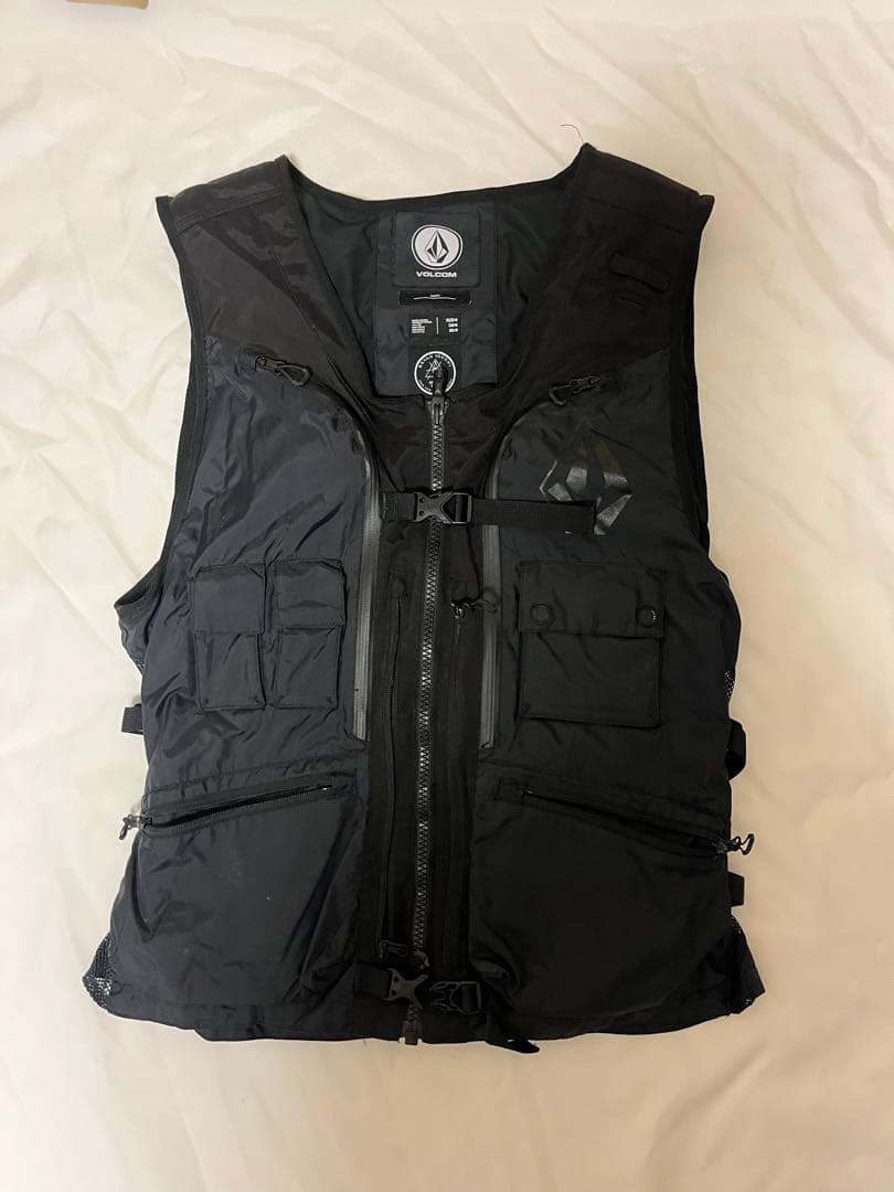 Volcom slack vest Mサイズ