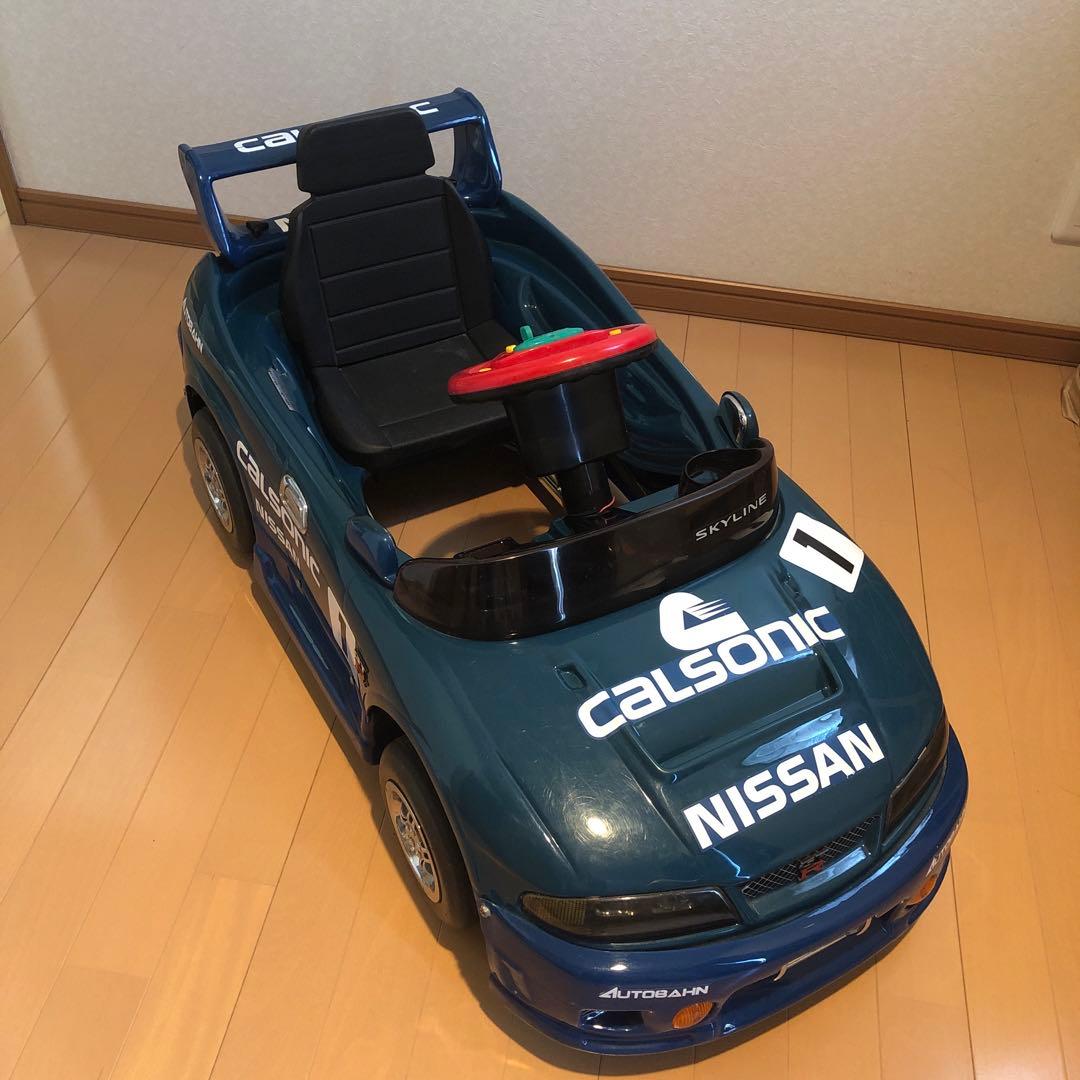 子供用足こぎペダル車NISSAN SKYLINE GT-R CALSONIC