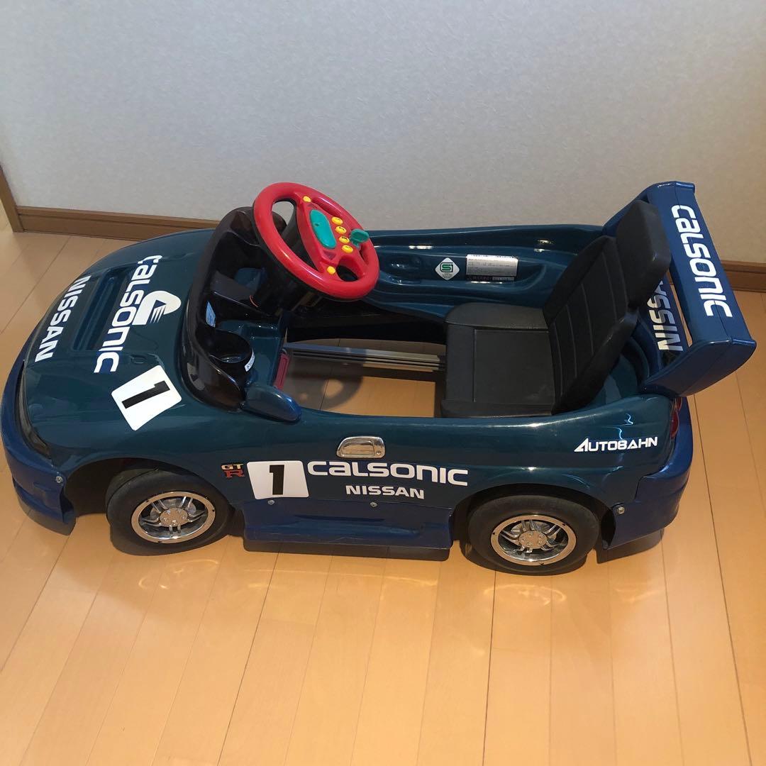 子供用足こぎペダル車NISSAN SKYLINE GT-R CALSONIC