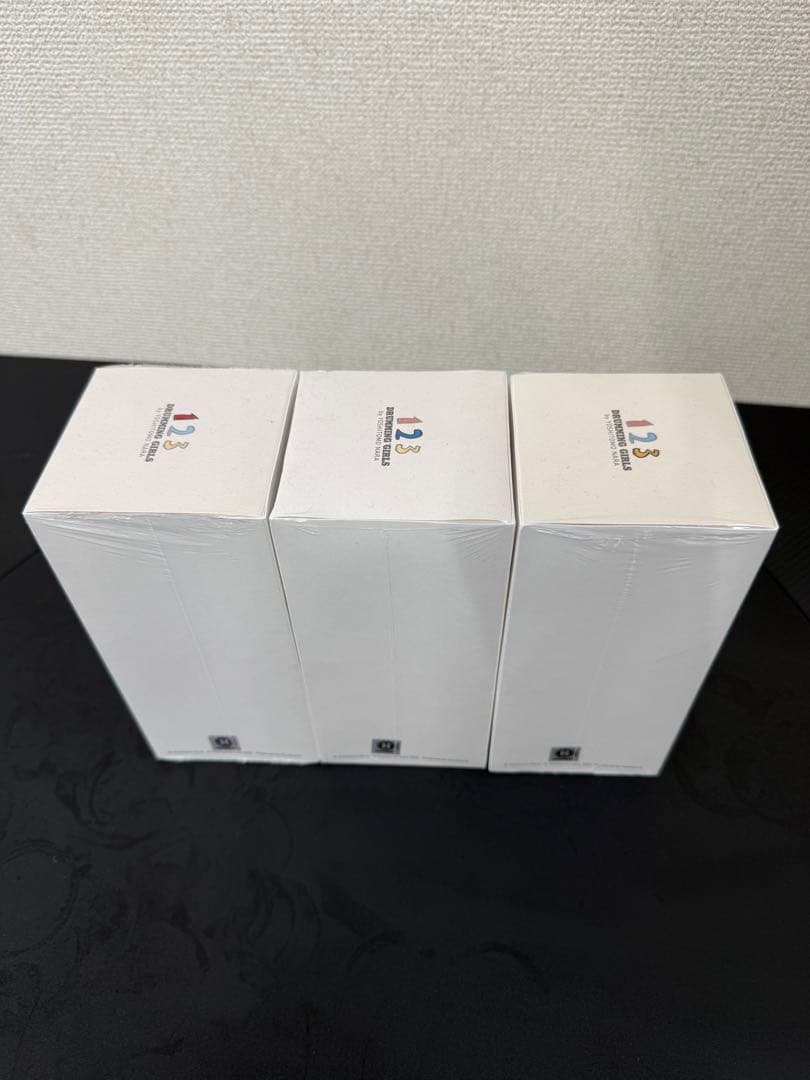 奈良美智　フィギュア3個セット　DRUMMING GIRLS