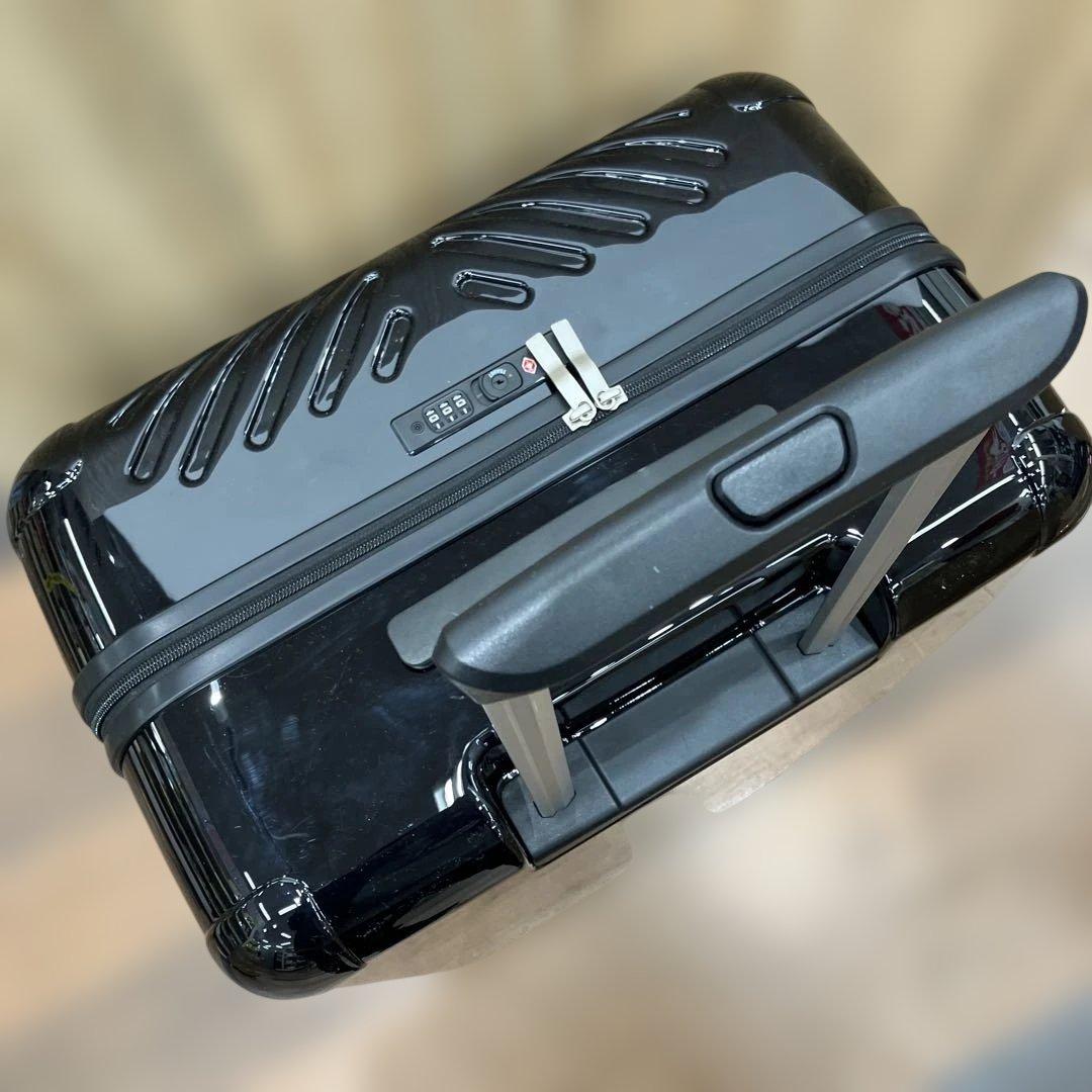 未使用 ACE ラディアル 82L スーツケース ブラック