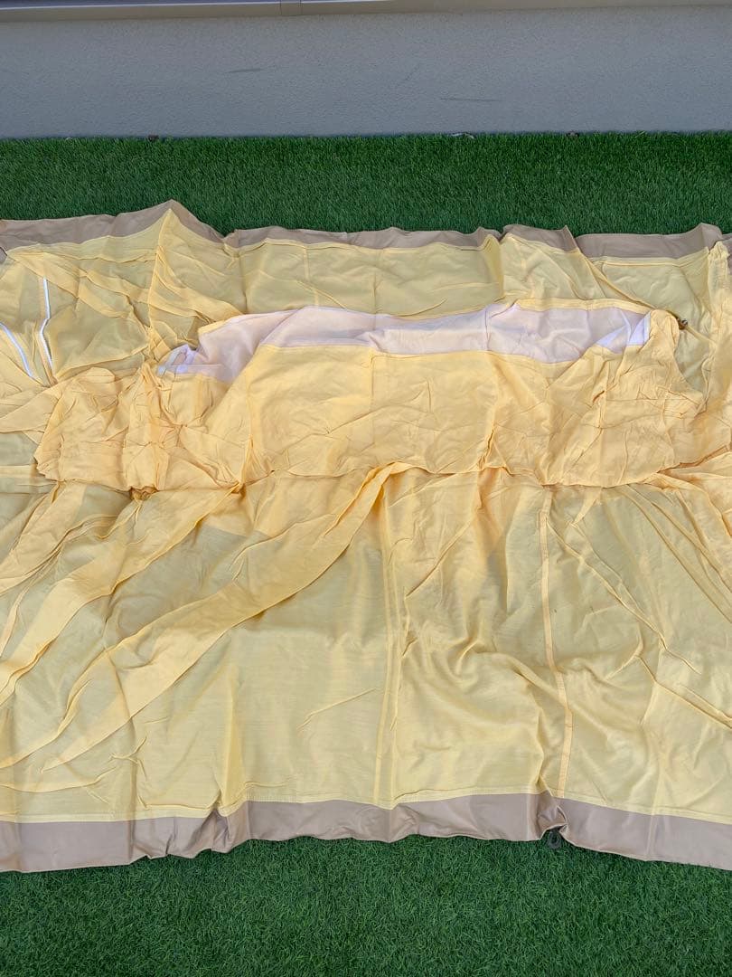 キャバノン　ナディア