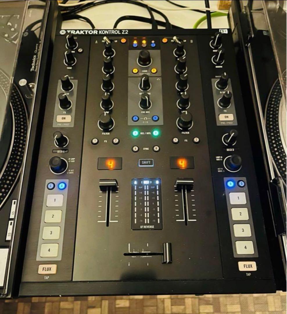 美品！高音質！ TRAKTOR KONTROL Z2 dj ミキサー