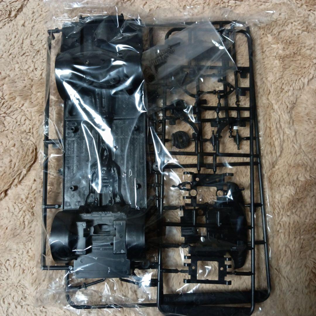 CROWN \" Saloon\" 1/14モデルキット