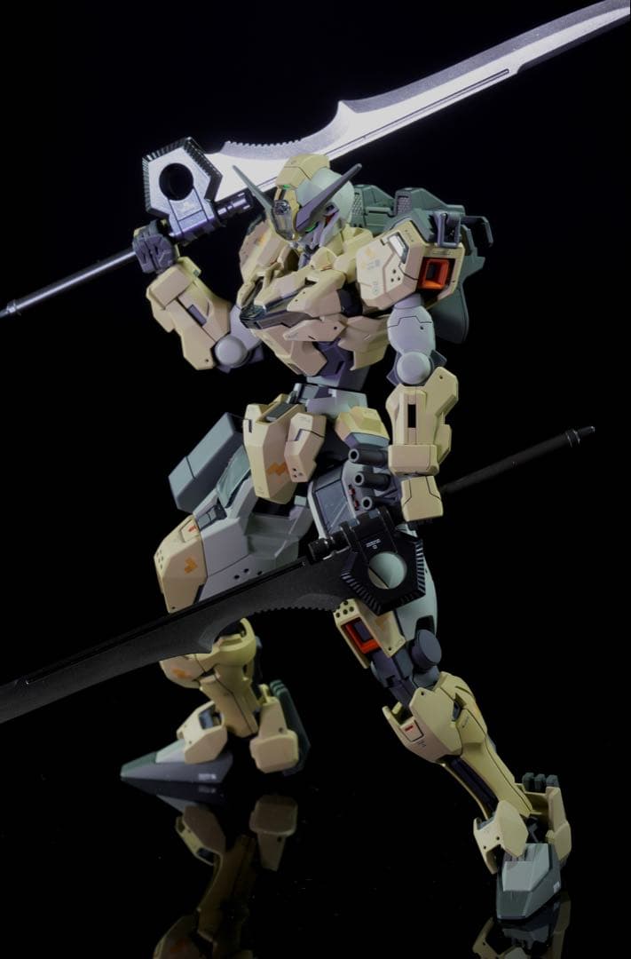 HG　陸戦型ガンダムキャリバーン【デザート迷彩カラー】 完成品　全塗装