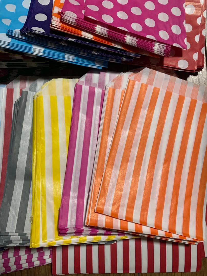 海外紙物　人気イギリス　キャンディ袋　カラフルセット　24種　超大量！2400枚