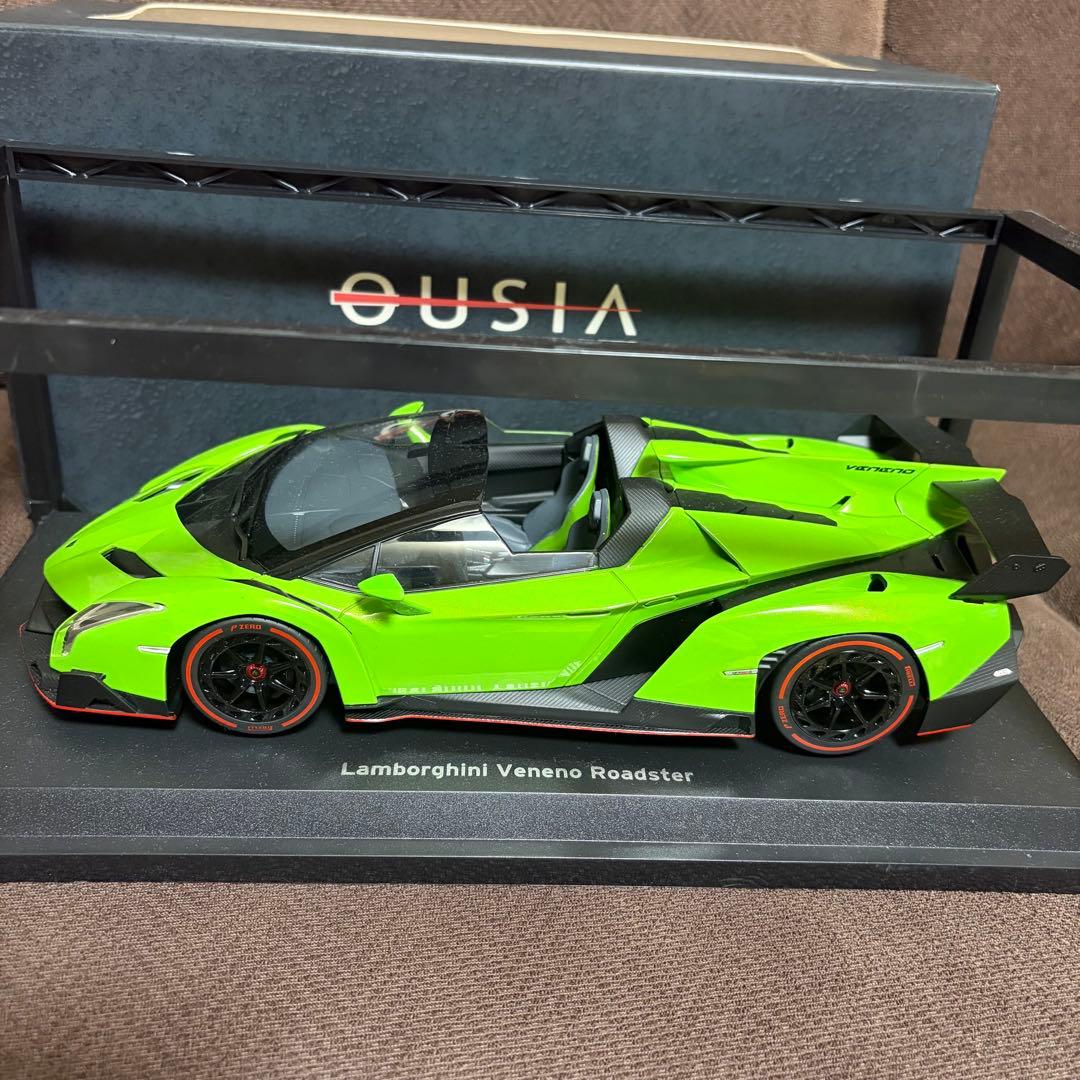 てつ　京商 Lamborghini Veneno Roadster