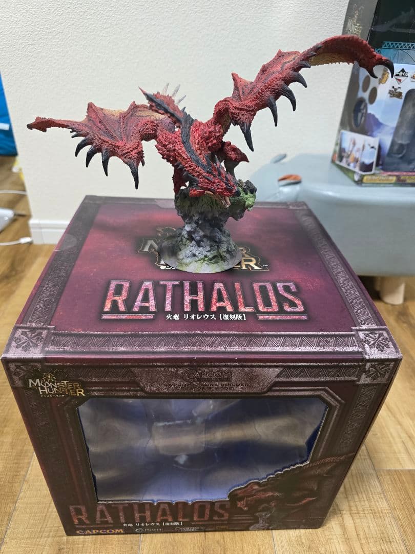 リオレウス　クリエイターズモデル　復刻版　箱あり