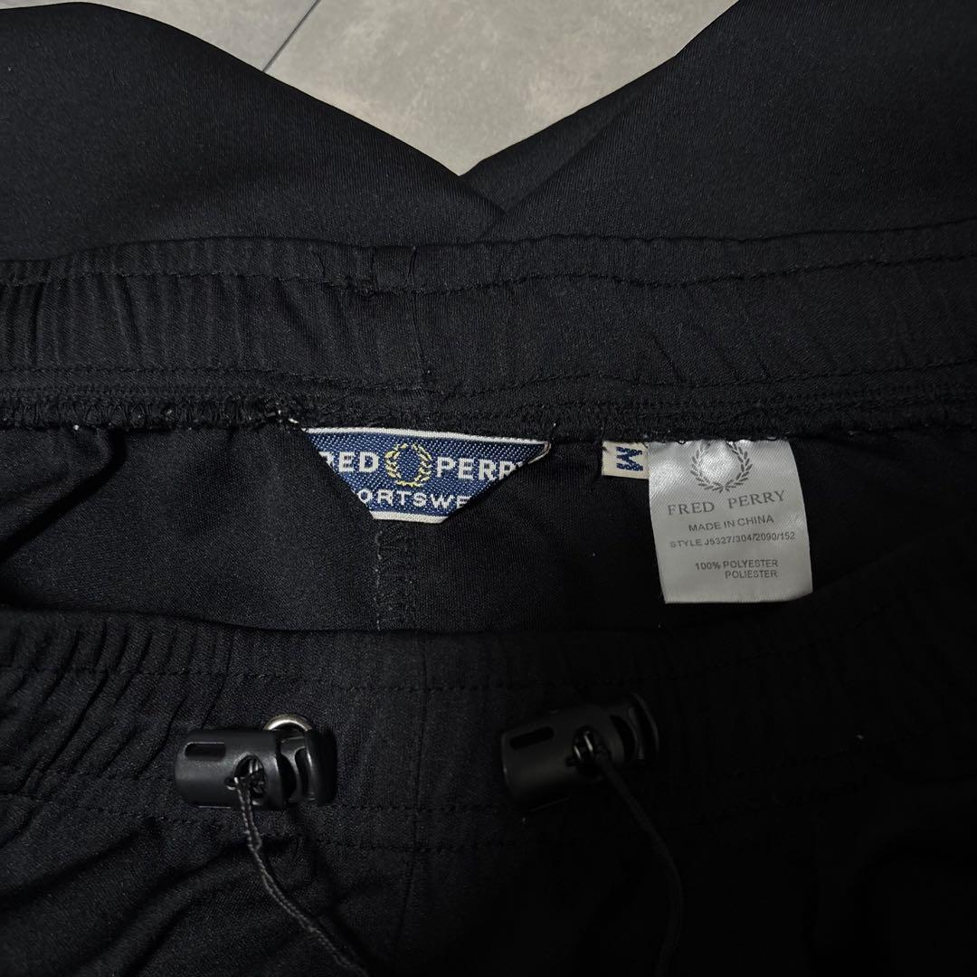FRED PERRY フレッドペリー ジャージ パンツズボン M 黒 ブラック赤