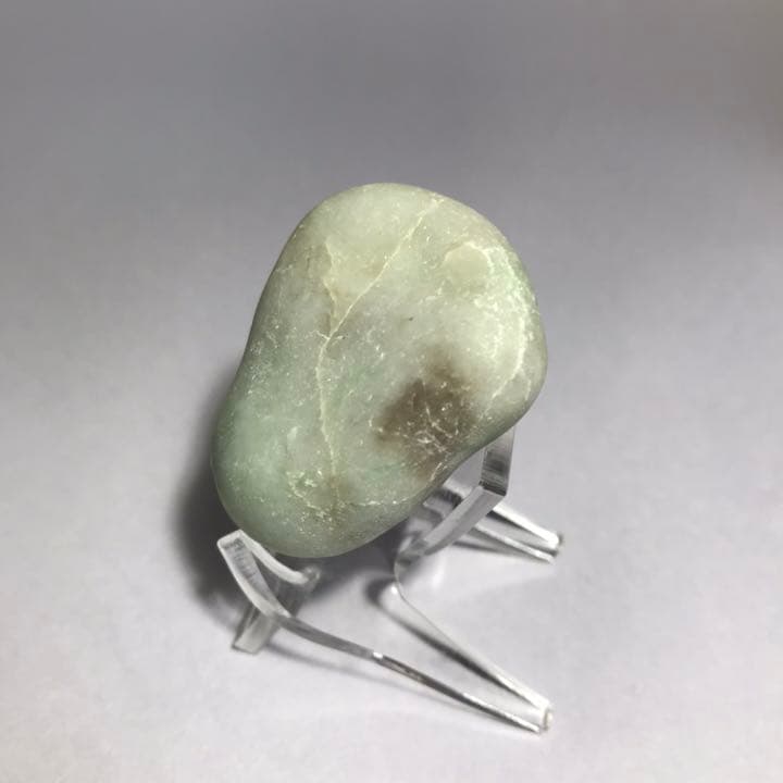 糸魚川翡翠原石【海岸】 46g