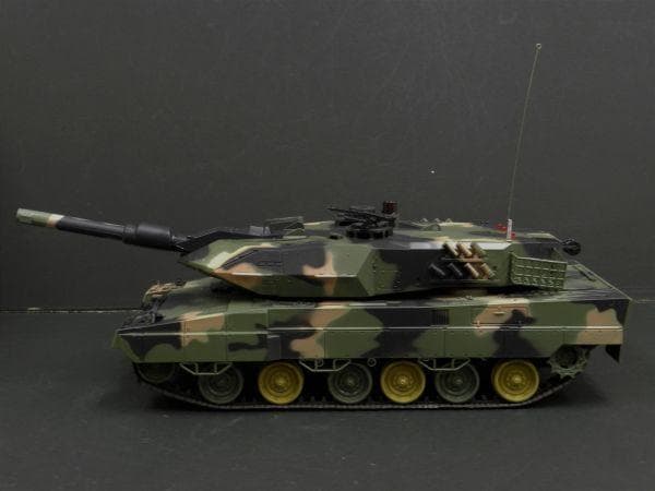 技術基準適合証明済 Henglong 1/24 ドイツ レオパルト2 A5
