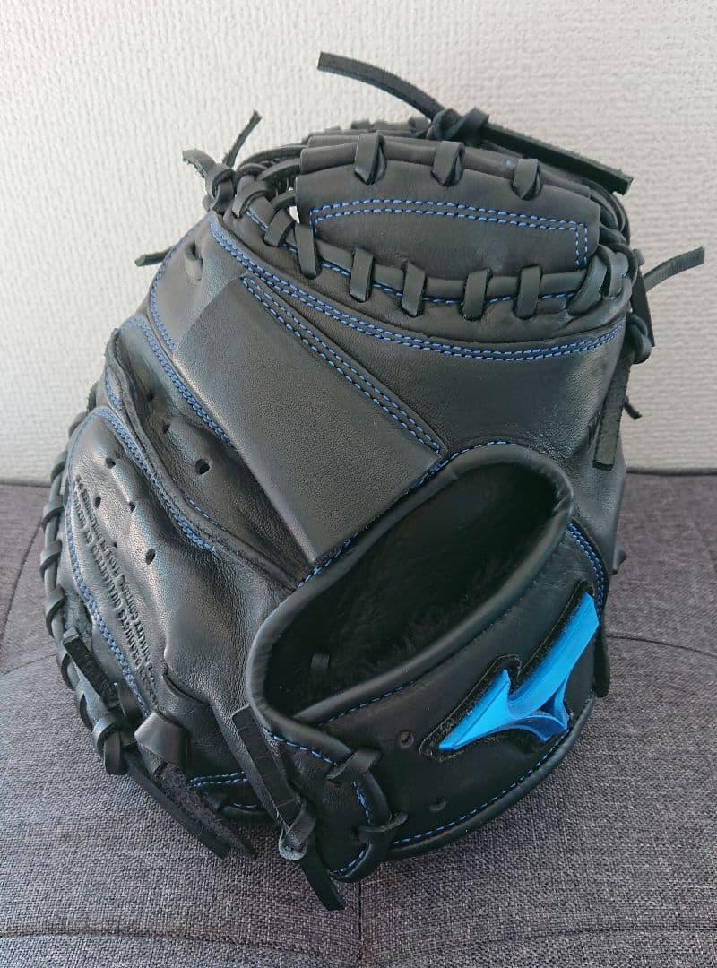 美品 ミズノ キャッチャーミット 最新モデル