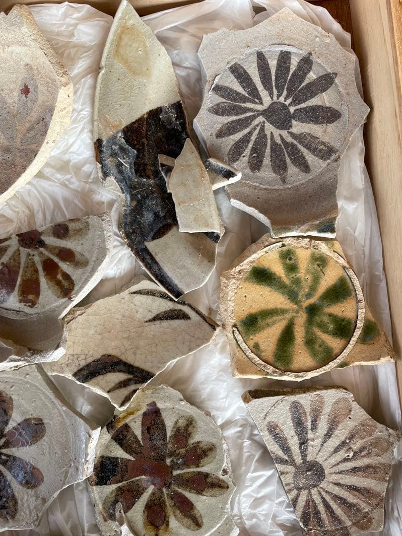 美濃焼の陶片コレクション 三箱