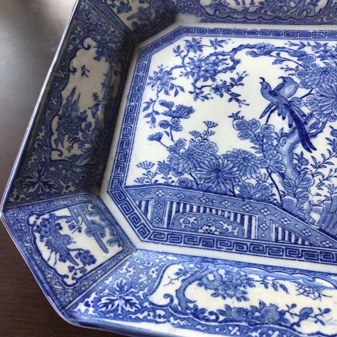 美品　陶器　年代物　盛り皿　角皿　八角絵皿　丁寧に描かれた雷鳥や菊の絵柄が素敵な