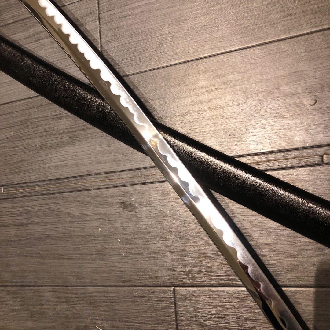 高級模造刀　高級居合刀　黒拵え　優波紋