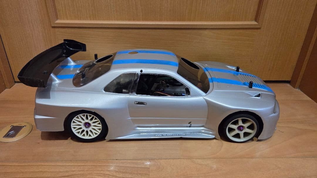 ラジコン エンジンカー 京商 V-ONE RRR 中古 エンジン始動確認済み
