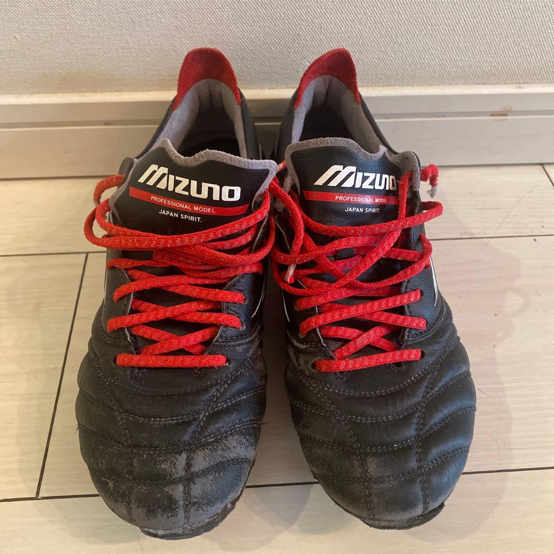中古品　Mizuno Morelia NEO4サッカーシューズ 黒赤23cm