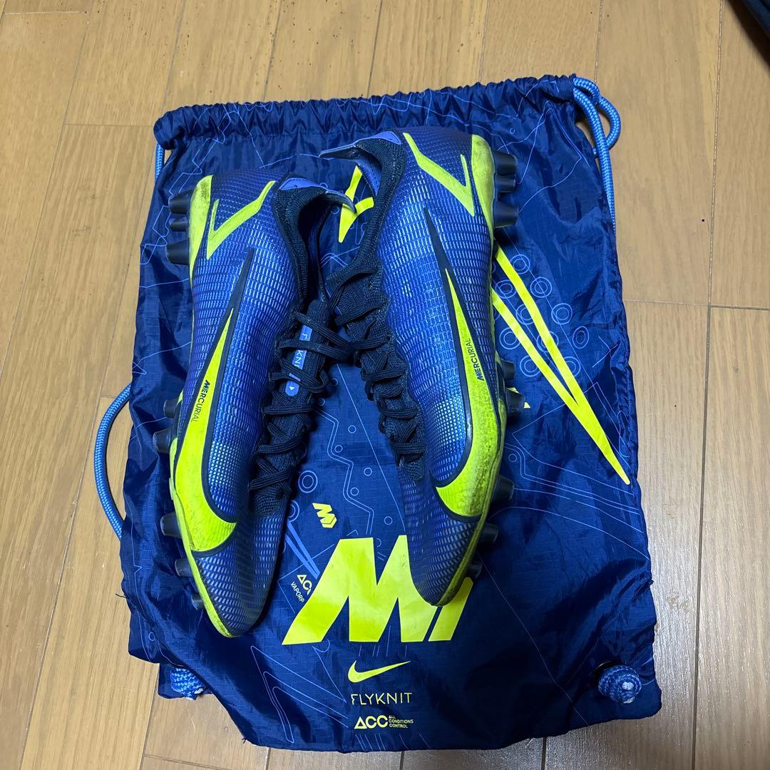 Nike Flyknit サッカーシューズ ネイビー/イエロー