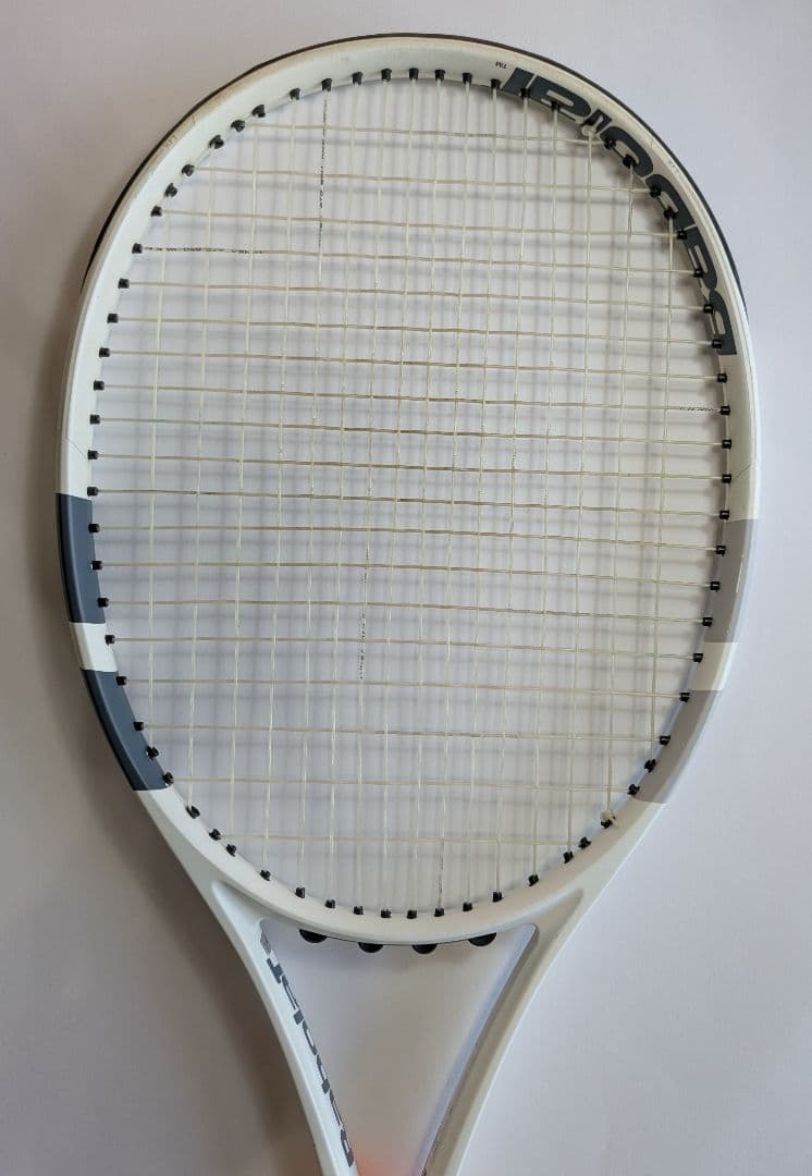 バボラ ピュアストライク100 2017 G2