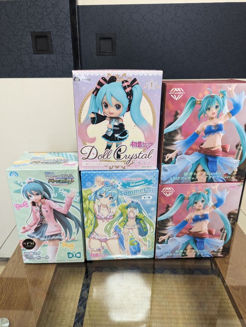 初音ミクフィギュア 4種セット