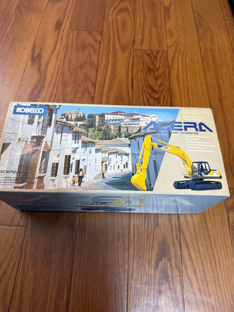 KOBELCO ACERA SK200 1/40 パワーショベル ユンボ